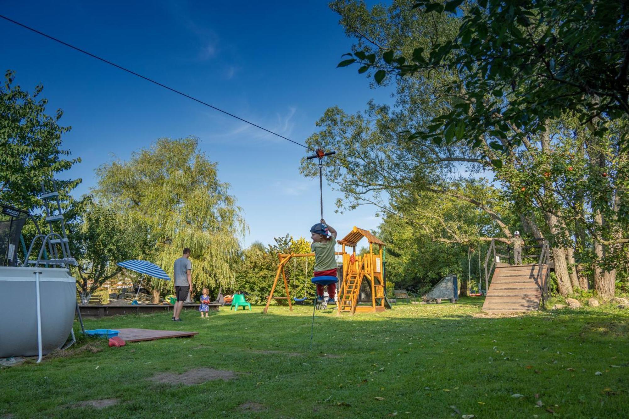 Dom W Domu - Izera Glamping Bed & Breakfast Gajowka  Exterior foto