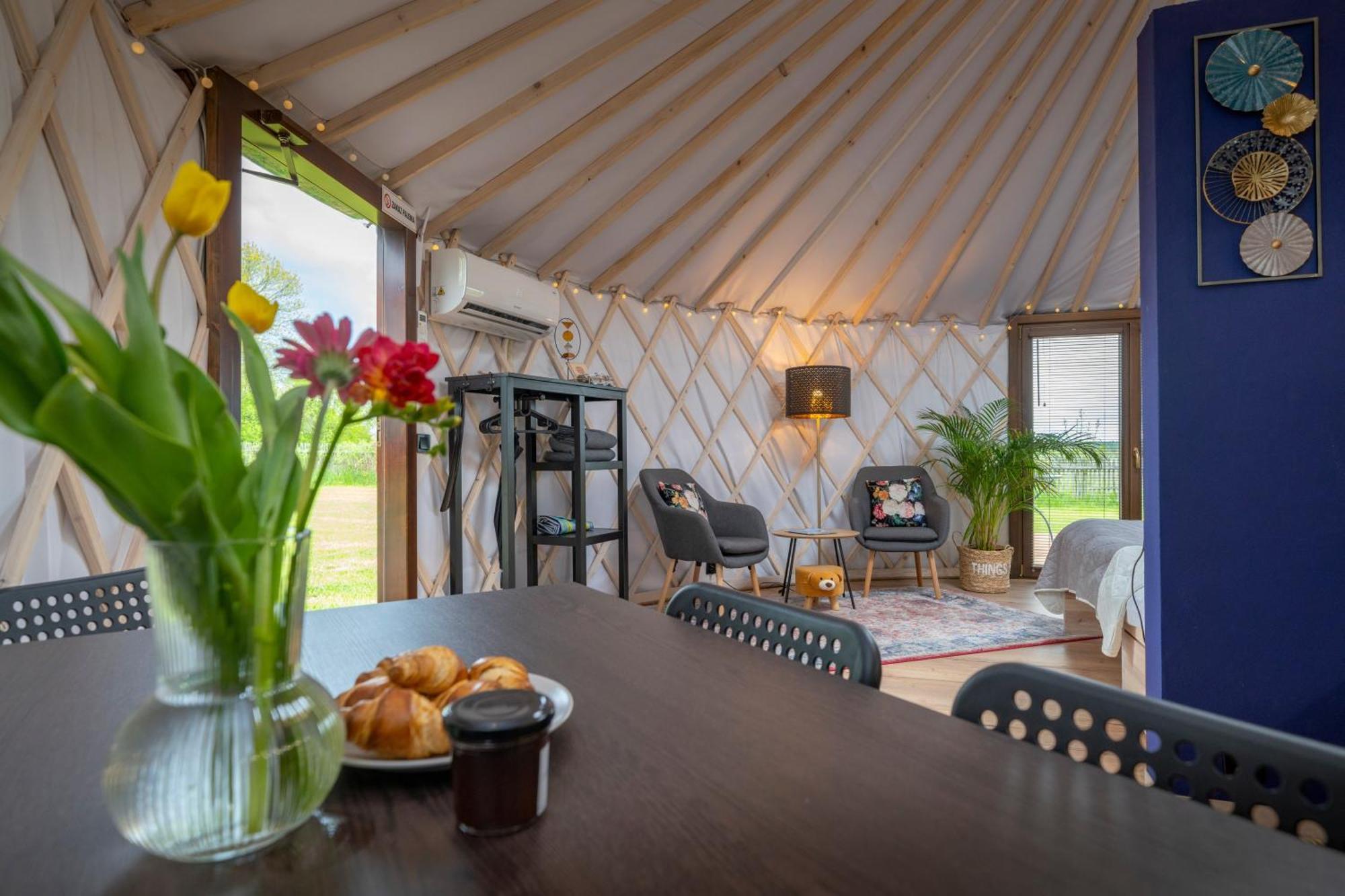 Dom W Domu - Izera Glamping Bed & Breakfast Gajowka  Cameră foto