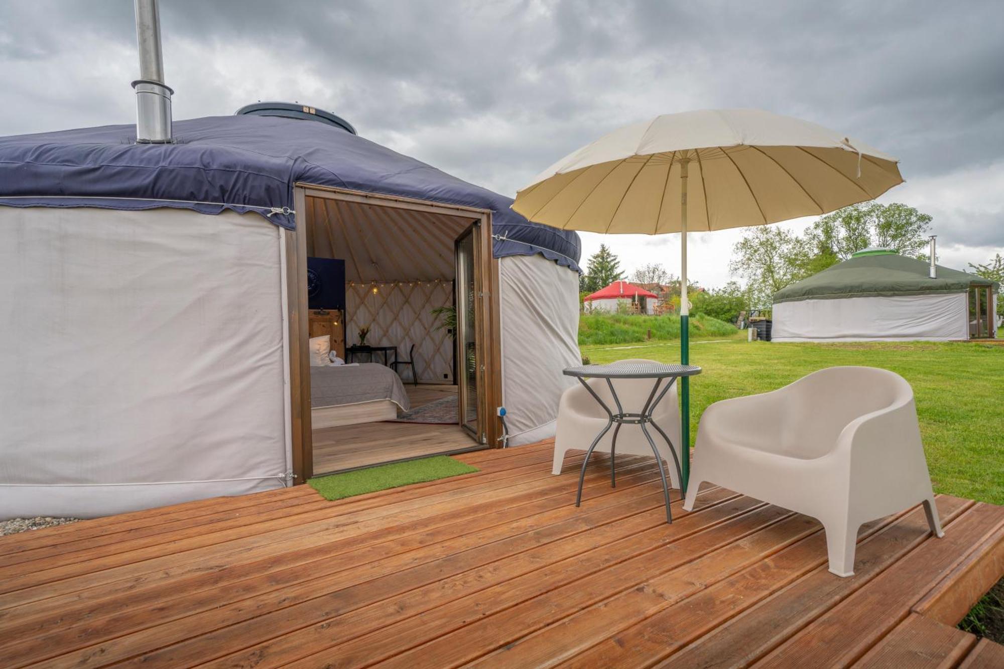 Dom W Domu - Izera Glamping Bed & Breakfast Gajowka  Cameră foto